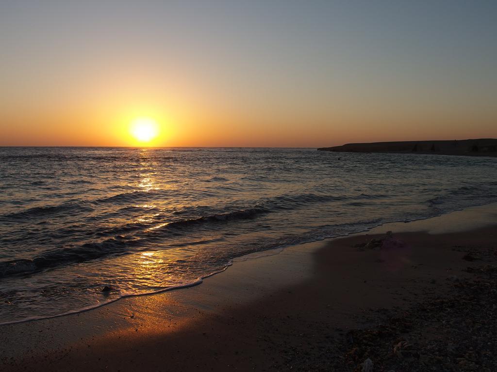 Roots Red Sea Hotel El Qoseir Luaran gambar