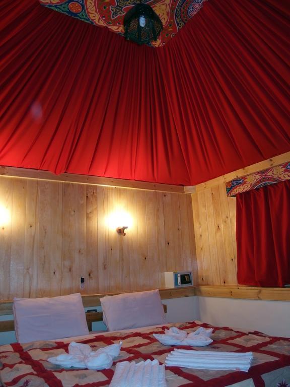 Roots Red Sea Hotel El Qoseir Luaran gambar